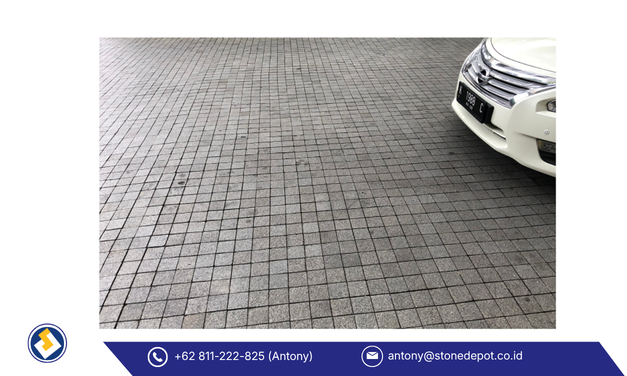Carport Tahan Lama dengan Batu Andesit di Hotel Eastparc Yogyakarta