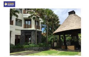 batu-candi-hitam-dinding-sofitel-nusa-dua-bali