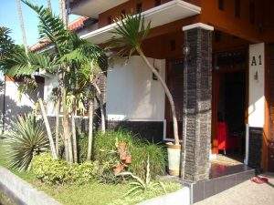 Menyempurnakan-Rumah-Minimalis-Batu-Candi